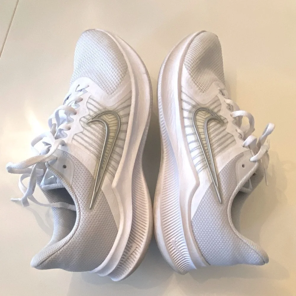 Nike Downshifter Sneakers